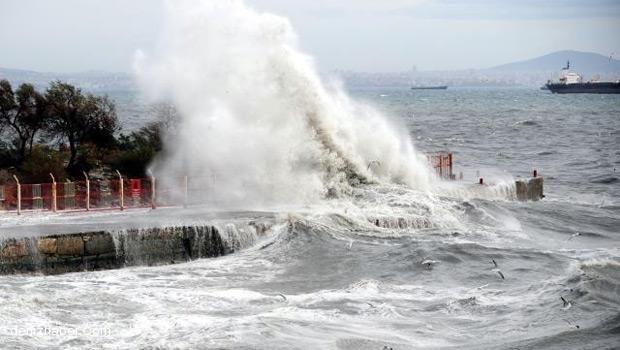 Meteoroloji'den sarı kodlu uyarı: İstanbul'da kuvvetli lodos bekleniyor