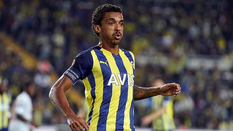 Fenerbahçe'de Luiz Gustavo ile yollar ayrılıyor 