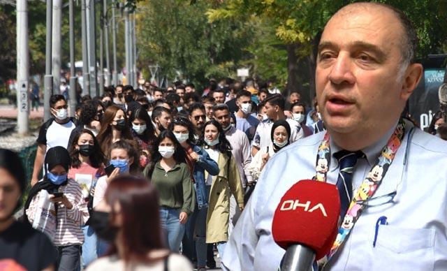 Prof. Dr. Kara: Omicron'da ilk verilere göre klinik tablo ağır değil