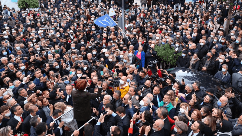 Akşener: En kritik kurumlar 500 milyon dolarlık uçak için peşkeş çekilemez