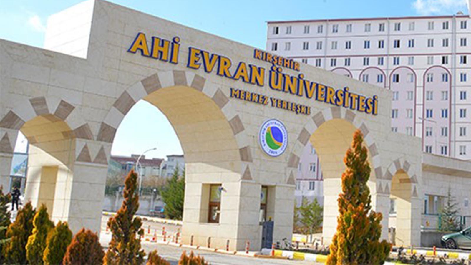 Van Yüzüncü Yıl Üniversitesi’nde geçmişi olan yedi isim, Ahi Evran Üniversitesi’nin yönetim kurulundu