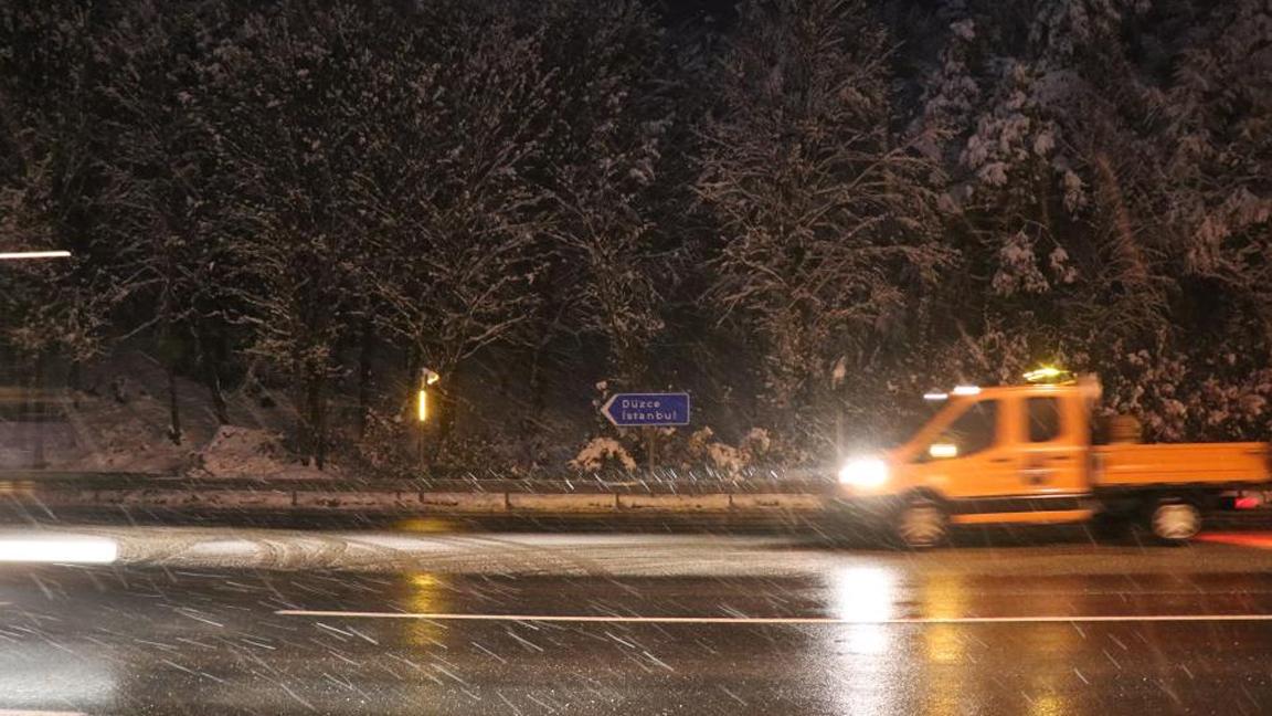 Bolu Dağı’nda kar yağışı yeniden başladı