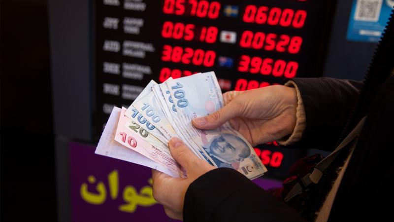 Dünya yazarı Aktaş: Dolar kuruna endeksleme olanağından mevduatın ancak yüzde 6.9'u yararlanabilecek