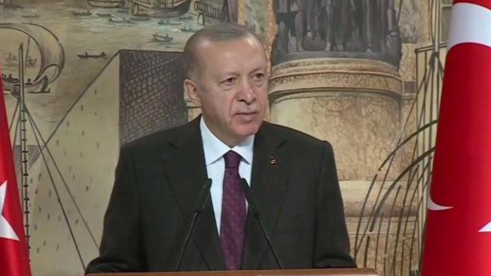 Erdoğan: Dolardaki artış sırasında fiyatları hangi hızla ve oranda yükseltiyorlarsa aynı şekilde şimdi de geri indirmelerini bekliyoruz