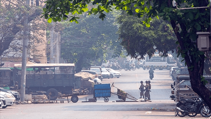 Myanmar'da 30'dan fazla yanmış ceset bulundu