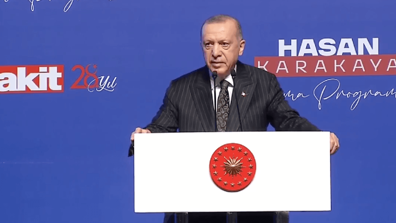 Erdoğan: Muhalefet Hasan Karakaya'nın arkasından nal toplar nal