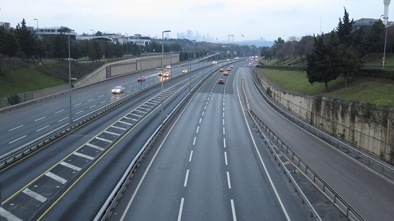 Senede bir gün; İstanbul'da yollar boş kaldı