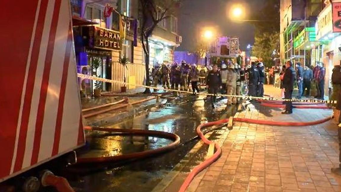 Aksaray'da otelde çıkan yangın; mahsur kalan 10 kişi kurtarıldı