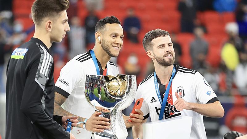 Josef de Souza 1 yıl daha Beşiktaş'ta