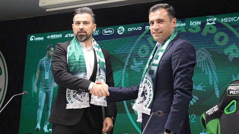 Konyaspor'dan İlhan Palut'a yeni sözleşme