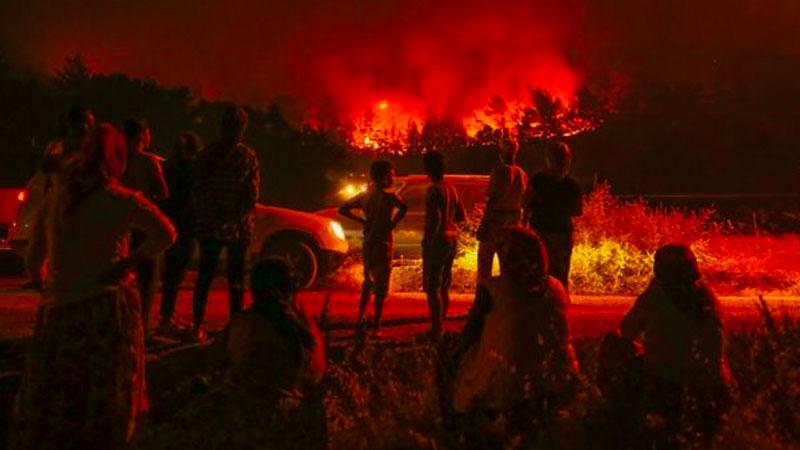 Bakan Pakdemirli: Bu sene 55 helikopterle yangın sezonuna giriyor olacağız