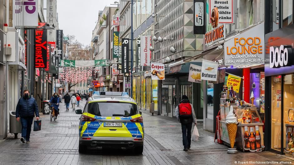 Danimarka ve Avusturya’da da korona önlemleri gevşetiliyor