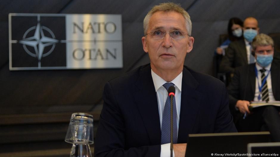 Stoltenberg: Ukrayna'ya muharip birlik göndermeyi planlamıyoruz