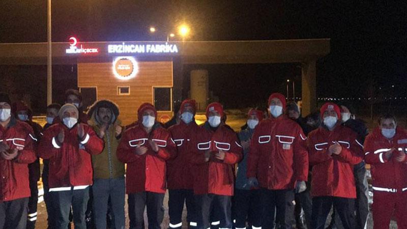 Kızılay İçecek Erzincan Fabrikası işçileri greve başladı