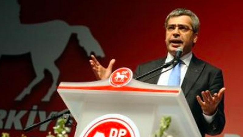 Türk Demokrasi Vakfı yeniden faaliyete geçiyor; yeni başkan Salih Uzun oldu