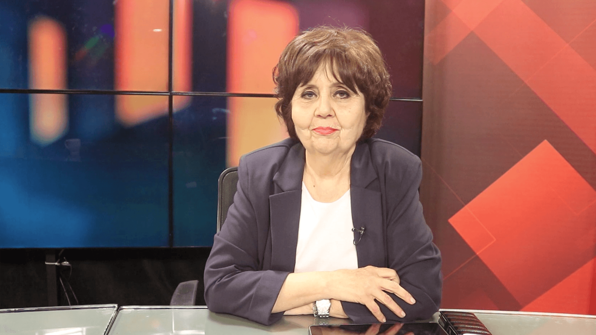 Ayşenur Arslan: Ne ekonomi, ne fatura, ne işsizlik, benden daha önemli, benden daha ciddi bir sorun yokmuş