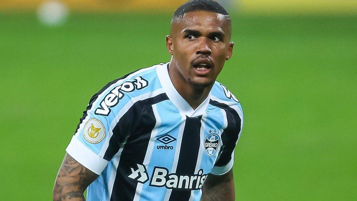 Los Angeles Galaxy, Douglas Costa'yı transfer etti