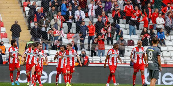  Maç sonucu | Fraport TAV Antalyaspor 3-0  VavaCars Fatih Karagümrük