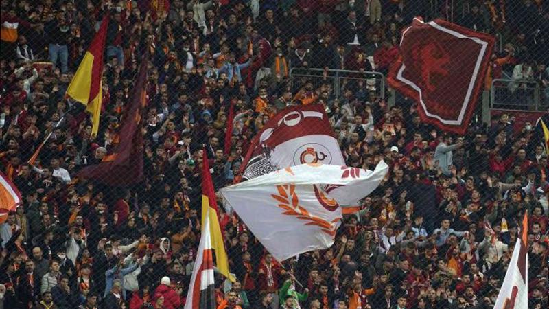 Galatasaray'da 3 saatlik kritik zirve