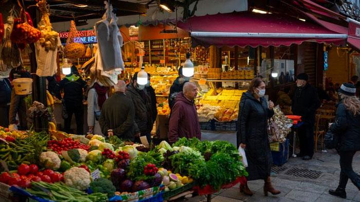 Metropoll anketi: Ekonominin kötü yönetildiğini düşünenlerin oranı yüzde 76 