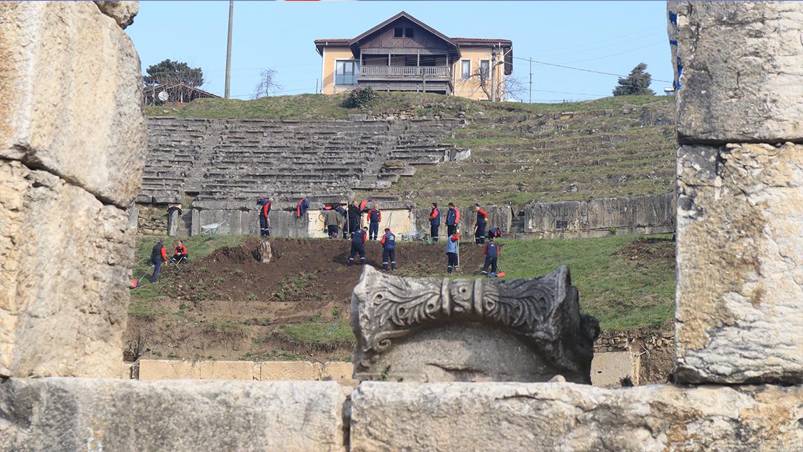 Düzce'deki antik kentte ara verilen kazı çalışmalarına başlandı