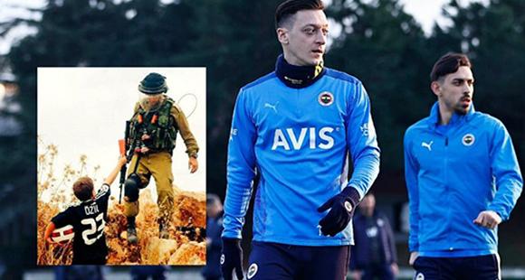 Mesut Özil’den "savaşa hayır" paylaşımı!