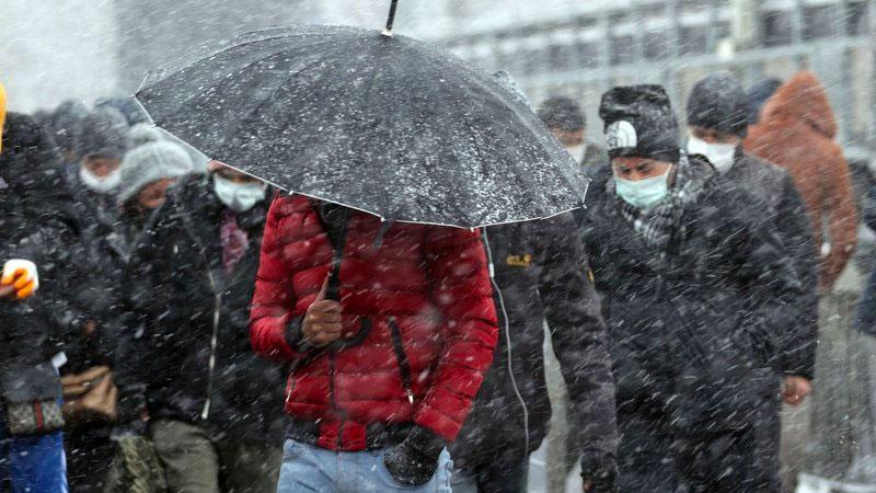 İstanbul'da kar alarmı; Meteoroloji, AFAD ve İstanbul Valiliği'nden peş peşe uyarılar geldi