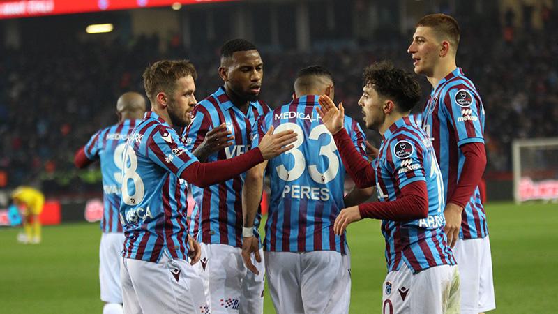 Trabzonspor gün sayıyor; 4 galibiyet şampiyonluk demek!