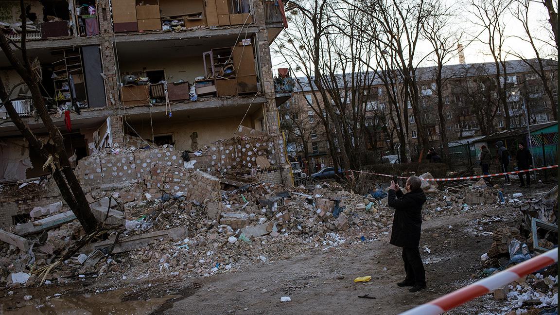 Ukrayna'da sıkıyönetim 30 gün daha uzatıldı