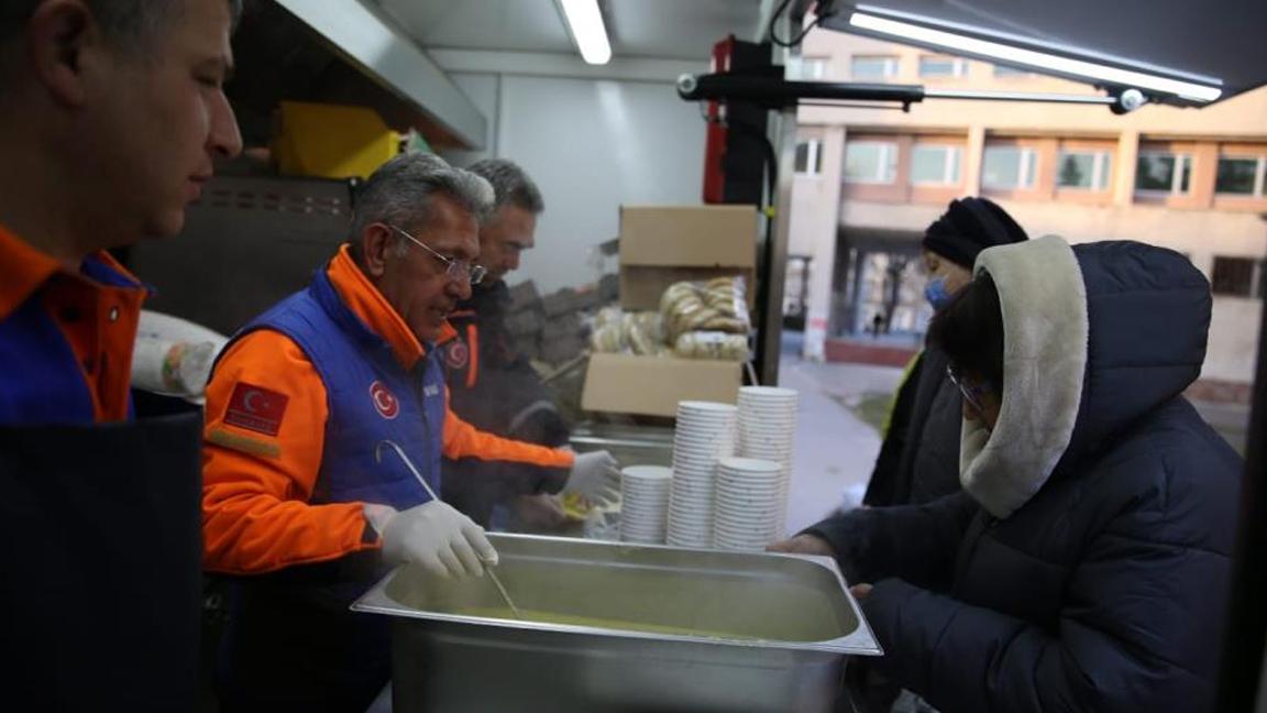 AFAD, Lviv’de Ukraynalılara sıcak yemek dağıttı