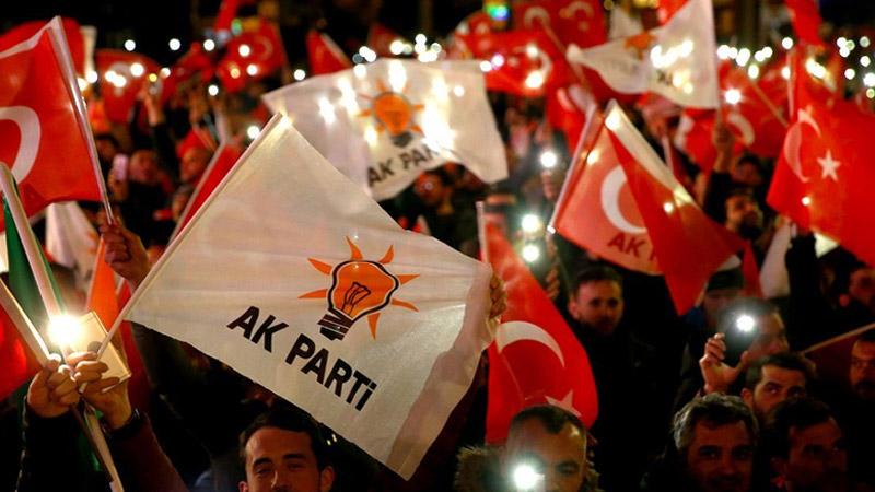 Yeni Akit yazarı: Ak Parti, İsrail ve Macaristan'daki seçim sonuçlarını iyi okumalı