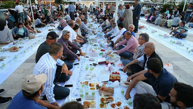 Prof. Dr. Osman Müftüoğlu: Oruç muazzam bir iç doktordur!