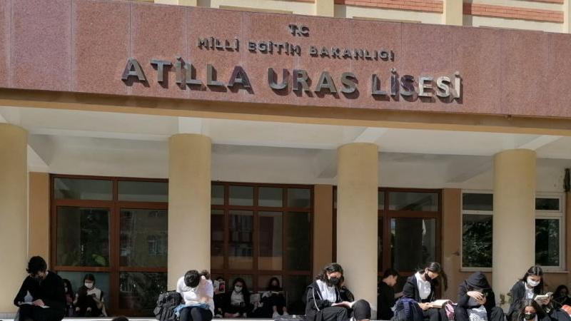 Daha önce 'basit tehdit' suçundan ceza alan lise müdüründen talimat: Oruç tutamayan arkadaşlar ve personel, yiyecek-içecek ihtiyacını mutfakta gidersin 