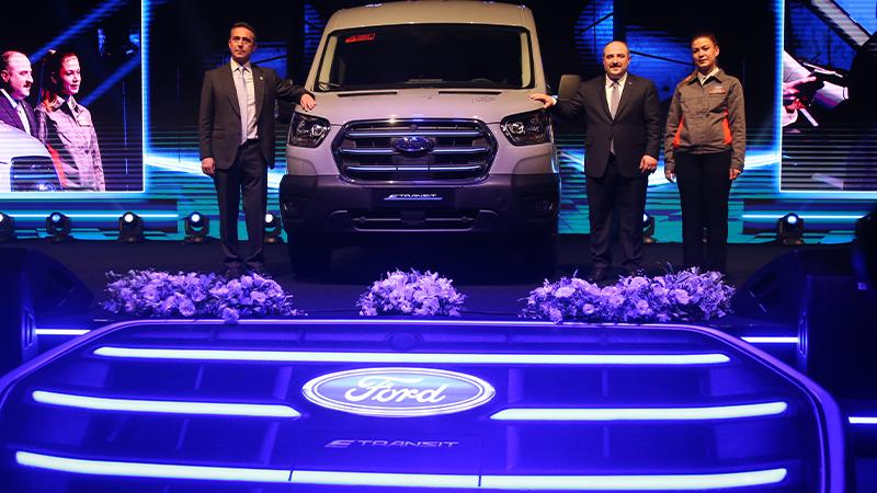 Ford'un ilk elektrikli ticari modeli E-Transit hattan indi