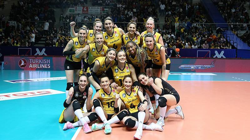 VakıfBank AXA Sigorta Kupa Voley’de finalde