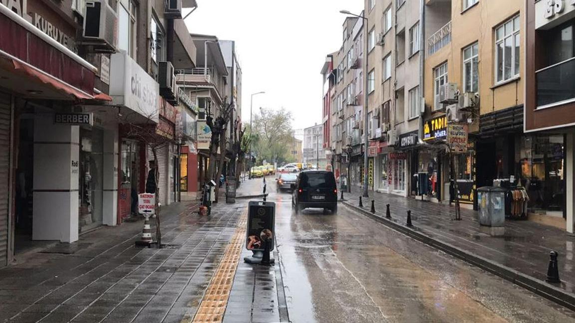 Meteoroloji'nin 'sarı kod' ile uyardığı Trakya’da beklenen sağanak başladı