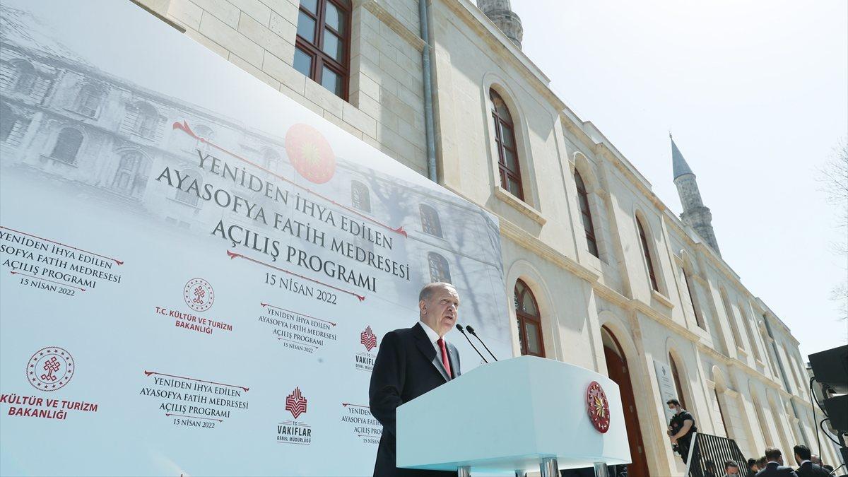 Ayasofya Fatih Medresesi'nin "yeniden ihyası" için 15 milyon TL harcandı