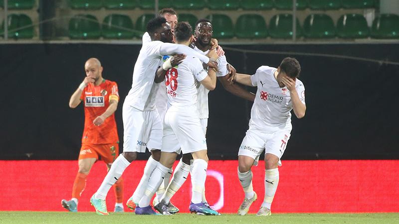 Alanyaspor 1-2 Sivasspor (Maç sonucu)