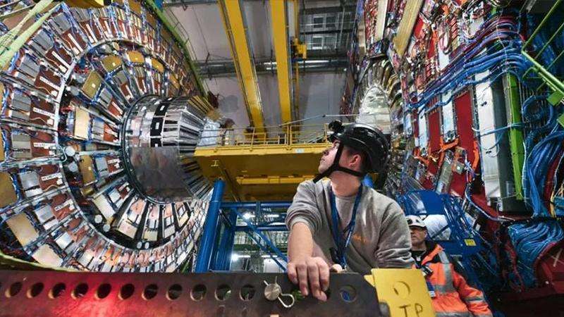 CERN, Ukrayna savaşından ötürü Rusya ve Belarus ile çalışmalarını sonlandırdı