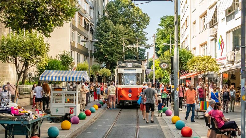 Kadıköy Geçinemiyoruz Platformu kiralık konut raporu: Ortalama kira 11 bin 762, asgari ücret altında sadece 3 ilan var