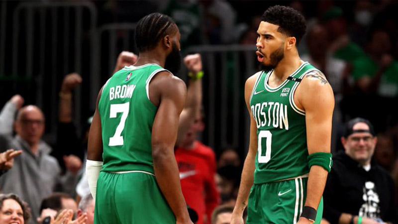 NBA'de Boston Celtics ve Memphis Grizzlies, serileri eşitledi