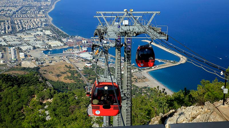 Teleferik bakımı yaparken düşen genç hayatını kaybetti