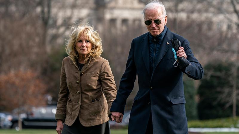 ABD First Lady’si Jill Biden, Romanya’da Ukraynalı sığınmacılarla görüştü