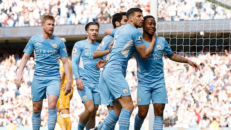 Manchester City'den şampiyonluk yolunda kritik galibiyet