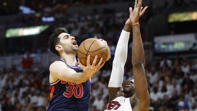 NBA'de Miami Heat ve Phoenix Suns serilerinde 3-2 öne geçti