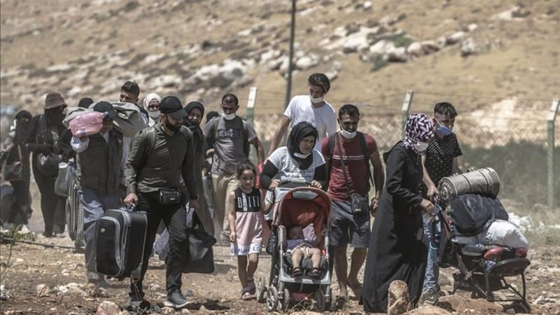 Fehmi Koru: Sığınmacıları bağrımıza mı basalım, yoksa derhal geri mi gönderelim?