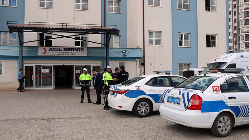 Görevi başında kalp krizi geçiren polis memuru yaşamını yitirdi