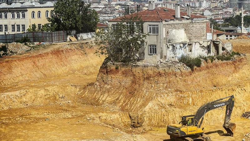 Müteahhitler: Uygun fiyata arsa bulmak imkânsız