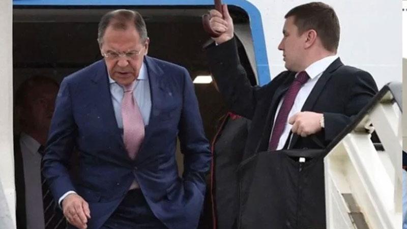 Ertuğrul Özkök: Lavrov'un uçağı ile gelecek kozmik bir rakam