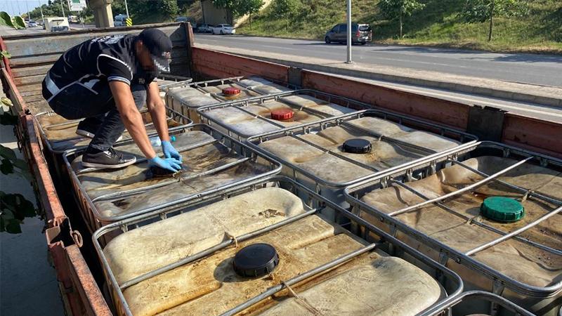 İstanbul'da 20 bin litre kaçak akaryakıt ele geçirildi  